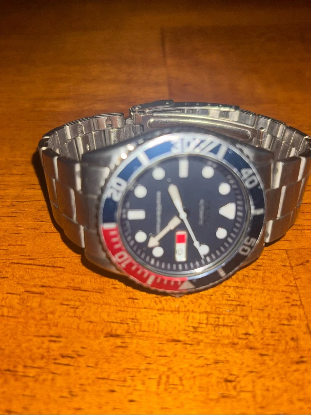 Authentic Seiko Men's Diver “Pepsi” Bezel
